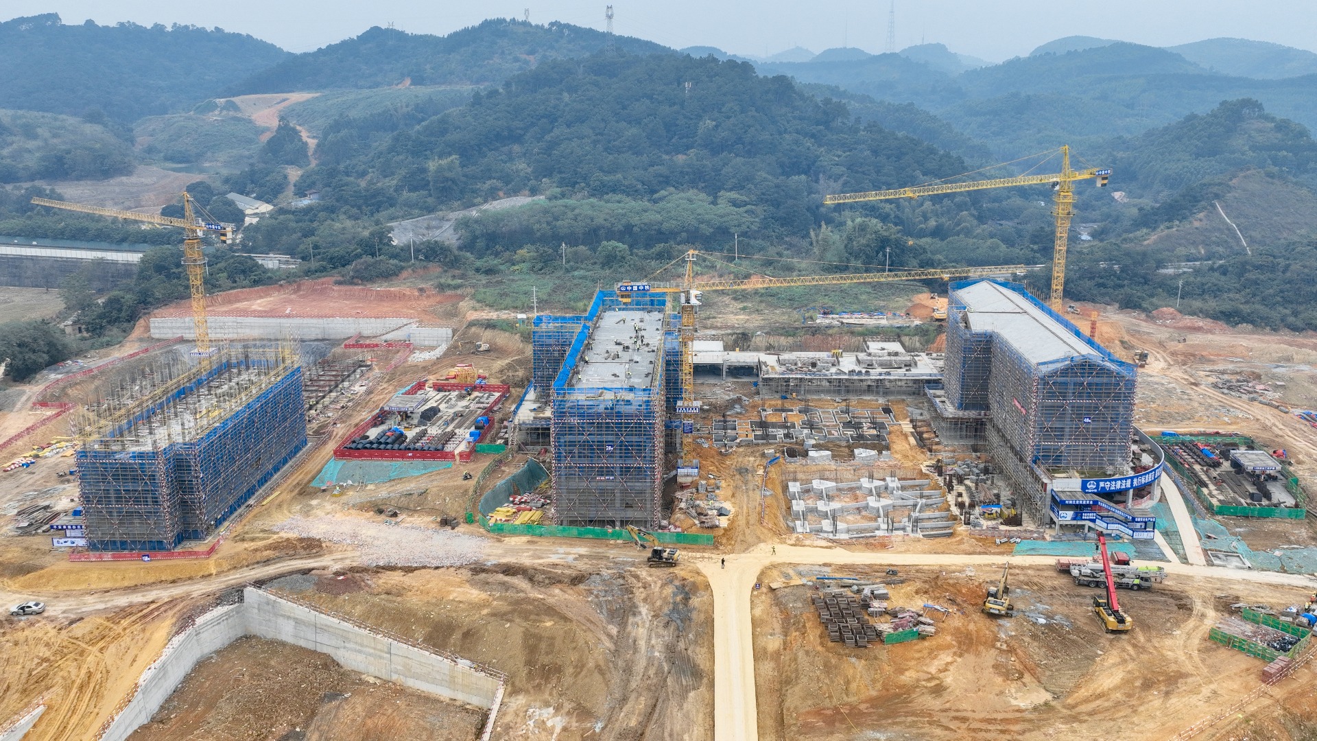 龍景六小、十二中_副本